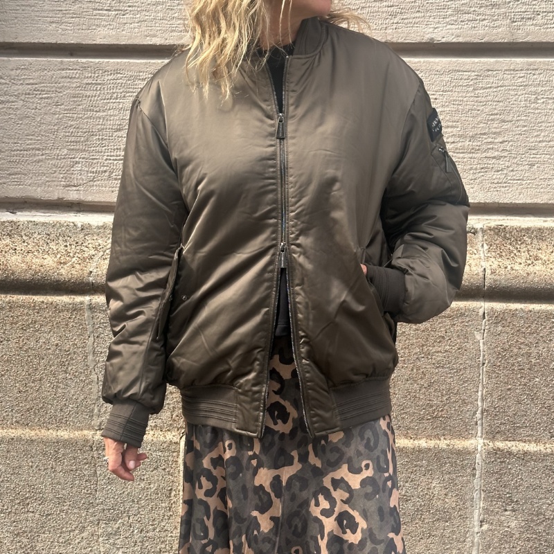 HINNOMINATE BOMBER HMABW02989 VERDE MILITARE